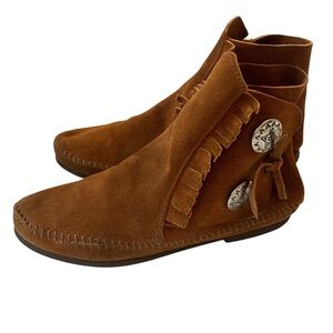 VTG Minnetonka Moccasins Concho Fringe Women 6.5 Suede Button Ankle Boots Hippie